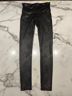 SPANX Faux Leather Leggins Black Classic Style 2437 Size Medium